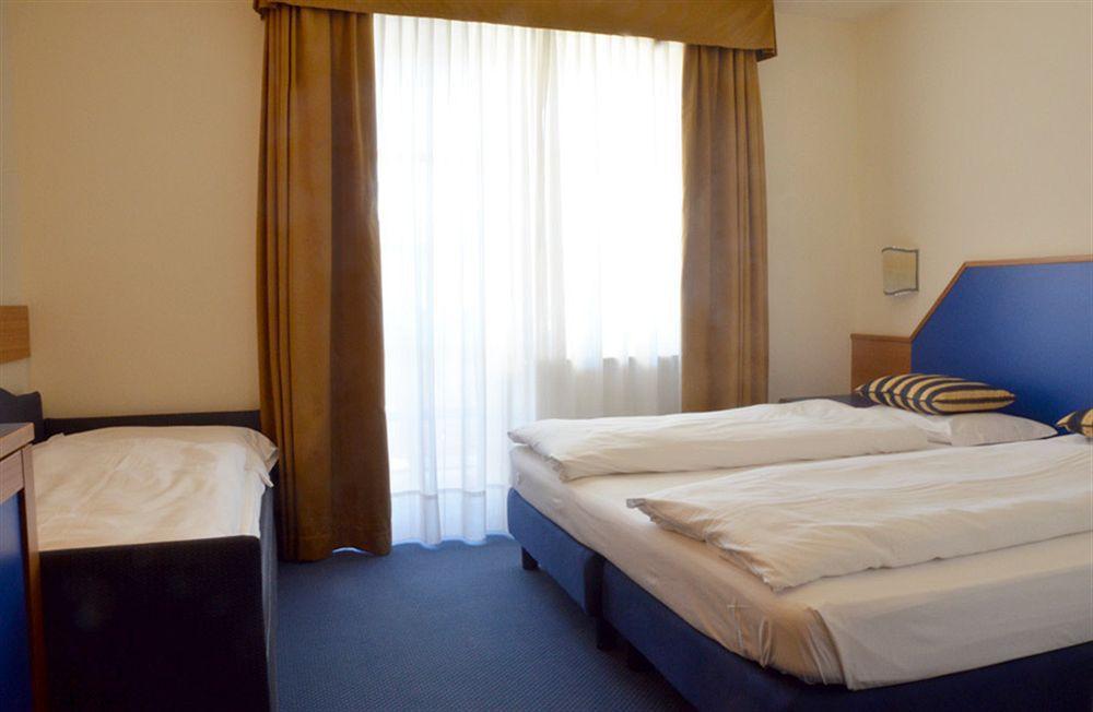 Alpholiday Dolomiti Wellness & Family Hotel Димаро Екстериор снимка