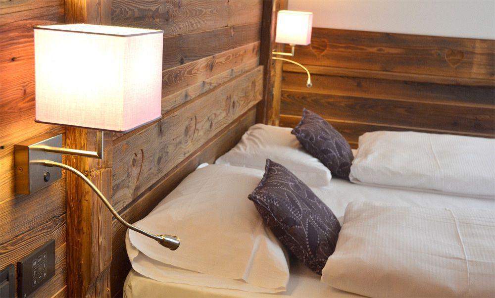 Alpholiday Dolomiti Wellness & Family Hotel Димаро Екстериор снимка